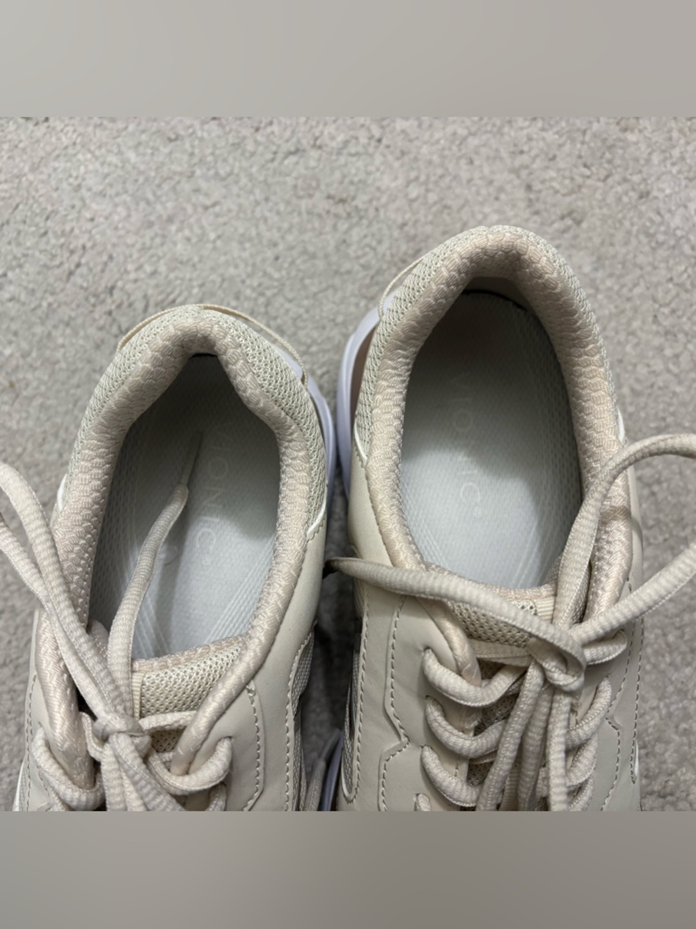 Vionic “Paige” sneakers - Picture 3 of 8